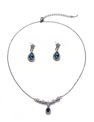 Juego de collar con aretes